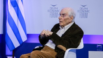 Xρήστος Γιανναράς: ο λόγιος που προκαλούσε «αναφυλαξία» στην... πρόοδο Xρήστος Γιανναράς: ο λόγιος που προκαλούσε «αναφυλαξία» στην... πρόοδο