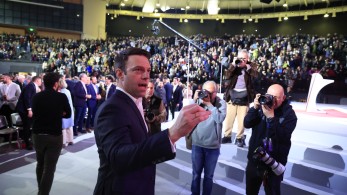 O ΣΥΡΙΖΑ εξαϋλώνεται: μετατρέπεται σε περιθωριακό κόμμα