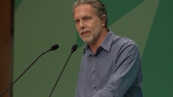 Παύλος Γερουλάνος στο «Μανιφέστο»: Μπορώ να εγγυηθώ την ενότητα του ΠΑΣΟΚ