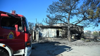 Φωτιά στην Αττική: ενεργοποιήθηκε το πλαίσιο της κρατικής αρωγής για τον εξοπλισμό στις αγροτικές εκμεταλλεύσεις