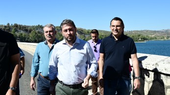 Προ ημερησίας συζήτηση στη Βουλή για τις φωτιές ζητεί ο Ανδρουλάκης