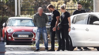 Κολωνός: απολογείται στα δικαστήρια ο κατηγορούμενος για τον βιασμό 16χρονης