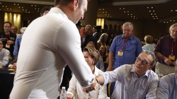 Τι προβλέπουν οι στοιχηματικές για τις εκλογές σε ΣΥΡΙΖΑ και ΠΑΣΟΚ - Οριακά φαβορί ο Σωκράτης Φάμελλος