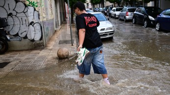 Πυροσβεστική: 154 κλήσεις λόγω καταιγίδων σε Αττική, Καβάλα και Χίο