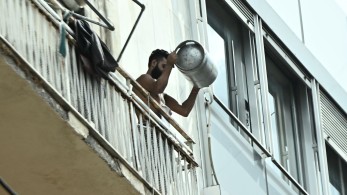 Αχαρνών: συνελήφθη ο άνδρας που απειλούσε ότι θα ανατινάξει τη φιάλη υγραερίου