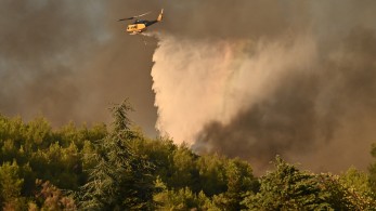 Πύρινη λαίλαπα: στη μάχη και τα εναέρια μέσα