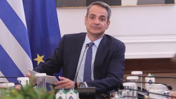 Ύστατο αντίο στον Θεόδωρο Μπεχράκη - Κυριάκος Μητσοτάκης: «Υπηρέτησε πάντοτε τους πολλούς»