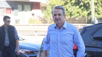 Στην Πεντέλη ο πρωθυπουργός - Σύσκεψη για την αποκατάσταση των πυρόπληκτων περιοχών της Αττικής