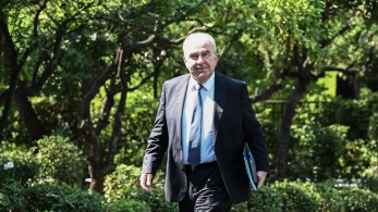 Παπαθανάσης: «Στόχος μας κάθε ευρώ να πηγαίνει προς την κοινωνία και την οικονομία»