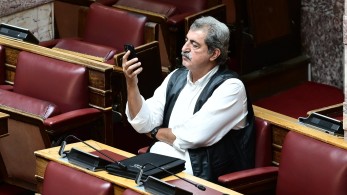 Παρωδία: επιστρέφει ο Πολάκης στην ΚΟ του ΣΥΡΙΖΑ