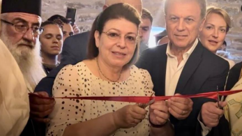 Λίνα Μενδώνη: στα εγκαίνια της ανακαινισμένης Μεγάλης Παναγίας στη Σαμαρίνα Γρεβενών