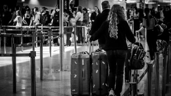 Από το «brain drain» στο «brain gain»: το προφίλ του Έλληνα του εξωτερικού που θέλει να επιστρέψει στη χώρα