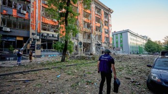 Η Ρωσία πλήττει με επανειλημμένες επιθέσεις το μέτωπο της Ανατολικής Ουκρανίας