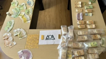 Συλλήψεις γιατρών και φαρμακοποιών για απάτες σε βάρος του ΕΟΠΥΥ - 3,5 εκατ. η ζημιά Συλλήψεις γιατρών και φαρμακοποιών για απάτες σε βάρος του ΕΟΠΥΥ - 3,5 εκατ. η ζημιά