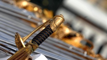 Ακονίζουν ξίφη σε Χ. Τρικούπη και Κουμουνδούρου