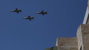 Λίβανος: Ισραηλινά μαχητικά έπληξαν εγκαταστάσεις μυστικών υπηρεσιών πληροφοριών της Χεζμπολάχ στη Βηρυτό