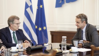 Με τον πρόεδρο του Λαϊκού Κόμματος της Ισπανίας συναντήθηκε ο Κυριάκος Μητσοτάκης
