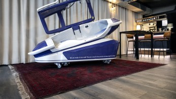 Σάλος για τον πρώτο θάνατο με κάψουλα αυτοκτονίας