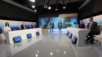 ΠΑΣΟΚ: έξι και όποιος αντέξει…