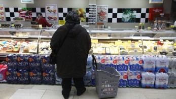 Το γάλα, οι μεσάζοντες και το ράφι - Όλα ανοιχτά για την τιμή της φέτας