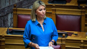 Ζέττα Μακρή: στο χειρουργείο μετά από ατύχημα - Το μήνυμά της μέσα από το νοσοκομείο Ζέττα Μακρή: στο χειρουργείο μετά από ατύχημα - Το μήνυμά της μέσα από το νοσοκομείο