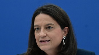 Νίκη Κεραμέως: Μέχρι το 2027 ο κατώτατος μισθός θα φτάσει τα €950