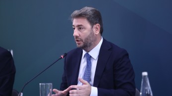 Ο Ανδρουλάκης, ο Τσίπρας και ο ορισμός της… συναίνεσης Ο Ανδρουλάκης, ο Τσίπρας και ο ορισμός της… συναίνεσης