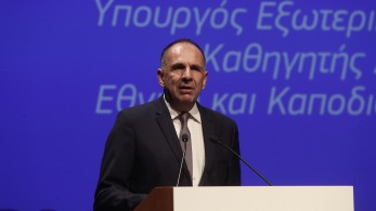 Γιώργος Γεραπετρίτης: ενημέρωση της επιτροπής Άμυνας και Εξωτερικών Υποθέσεων της Βουλής για ΟΗΕ και Μέση Ανατολή