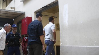 Αλήθεια, ως τι πήγε στο αστυνομικό τμήμα Αγίου Παντελεήμονα ο Στέφανος Κασσελάκης;