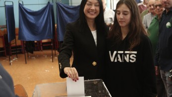 Εκλογές ΠΑΣΟΚ: «με το χέρι στην καρδιά» ψήφισε η Νάντια Γιαννακοπούλου