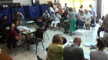 Εκλογές ΠΑΣΟΚ: πρωτιά Ανδρουλάκη και ντέρμπι Δούκα-Γερουλάνου για τη δεύτερη θέση