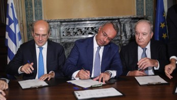 Παραχώρηση της Αττικής οδού για 25 χρόνια – Μείωση των διοδίων στα 2,5 ευρώ