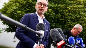 Αυστρία: στις κάλπες οι πολίτες – Αισιόδοξοι οι ακροδεξιοί του κόμματος «Ελευθερία» Αυστρία: στις κάλπες οι πολίτες – Αισιόδοξοι οι ακροδεξιοί του κόμματος «Ελευθερία»