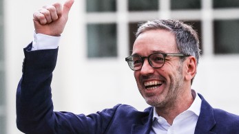Αυστρία: πρώτο βγαίνει το ακροδεξιό κόμμα της Ελευθερίας (FPÖ) σύμφωνα με τα exit polls Αυστρία: πρώτο βγαίνει το ακροδεξιό κόμμα της Ελευθερίας (FPÖ) σύμφωνα με τα exit polls