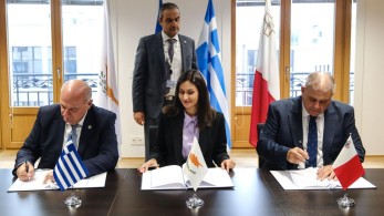 Μνημόνιο συνεργασίας με Κύπρο και Μάλτα υπέγραψε ο Κώστας Τσιάρας