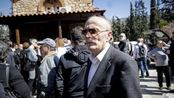 Πέθανε ο ηθοποιός Ντίνος Καρύδης