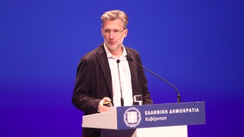 Σκληρό μήνυμα Σκέρτσου στην αντιπολίτευση: Δεν μπορεί να ονομάζεις αντιπάλους «κλέφτες» και λαθρέμπορους Σκληρό μήνυμα Σκέρτσου στην αντιπολίτευση: Δεν μπορεί να ονομάζεις αντιπάλους «κλέφτες» και λαθρέμπορους