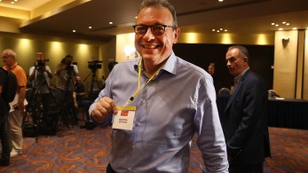 Ο Φάμελλος καλεί τους βουλευτές της Νέας Αριστεράς να επιστρέψουν στον ΣΥΡΙΖΑ