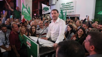Ο Ανδρουλάκης ως άλλος Πολάκης, Τσίπρας και Κασσελάκης: οι... κλονισμένοι και η εμπιστοσύνη Ο Ανδρουλάκης ως άλλος Πολάκης, Τσίπρας και Κασσελάκης: οι... κλονισμένοι και η εμπιστοσύνη