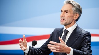 «Ένιωσα αηδία», λέει ο Ολλανδός πρωθυπουργός για την επίθεση σε Ισραηλινούς οπαδούς