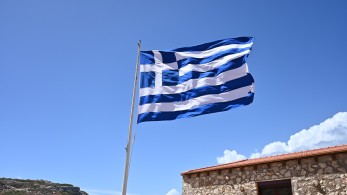 Υπάρχει και η χώρα… Υπάρχει και η χώρα…
