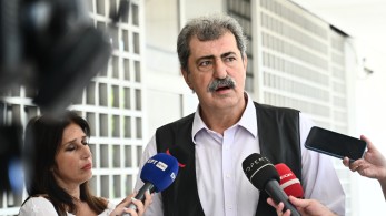 Πολάκης: όταν η παντελονάτη γραμμή γίνεται λάστιχο Πολάκης: όταν η παντελονάτη γραμμή γίνεται λάστιχο