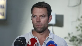 Πόλεμος Κασσελάκη - πλειοψηφίας: Είναι σε πανικό και κάνει ανυπόστατες καταγγελίες