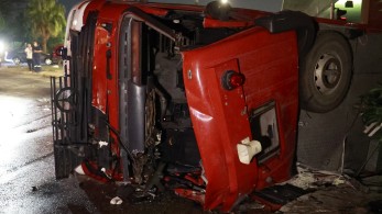 Εύβοια: πυροσβεστικό έπεσε σε χαράδρα - νεκρός ο οδηγός