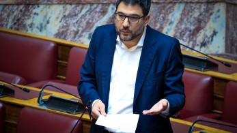 Αήθης επίθεση Ηλιόπουλου σε Αγαπηδάκη - Η απάντηση της υπουργού