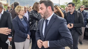 Προβληματισμός για την εικόνα Ανδρουλάκη στις δημοσκοπήσεις