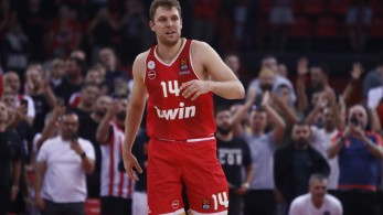 Euroleague: Ο Ολυμπιακός πήρε μεγάλη νίκη ψυχολογίας απέναντι στη Ρεάλ με ηγέτη τον Βεζένκοφ