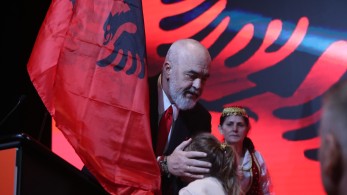 Ράμα: Ευχαρίστησε τους Έλληνες, «σκότωσε» τη Βόρεια Ήπειρο