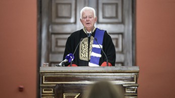 Παναγιώτης Πικραμμένος: παράδειγμα ήθους και αξιοπρέπειας Παναγιώτης Πικραμμένος: παράδειγμα ήθους και αξιοπρέπειας