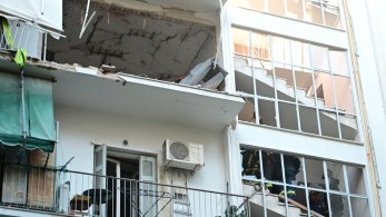 Αμπελόκηποι: βοήθεια από το κράτος με κάλυψη στέγασης ζητούν οι ένοικοι της πολυκατοικίας